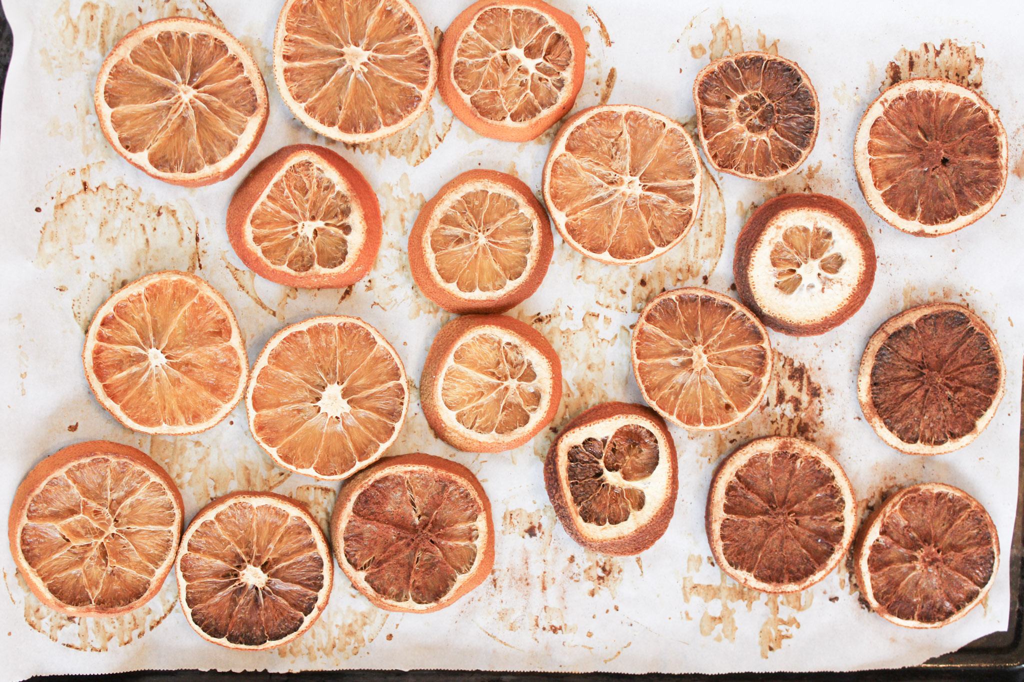 how-to-dry-orange-slices-in-the-oven-for-holiday-crafts-life-on