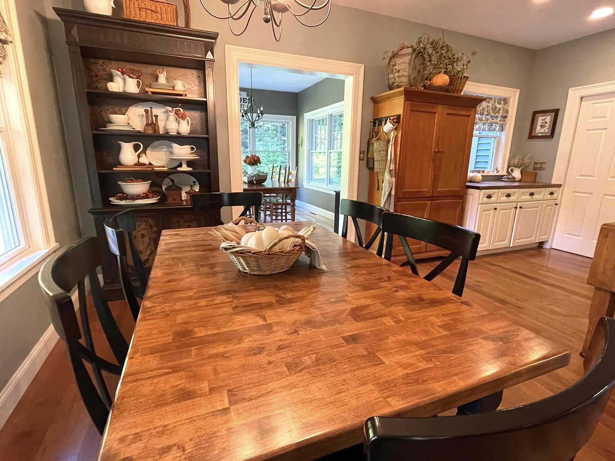 Fall Decorating Ideas for the Kitchen & Dining Room - Fall Home Tour ...