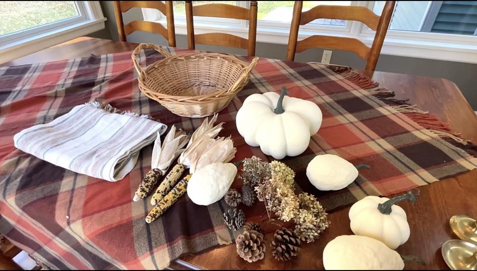 Super Easy DIY Fall Centerpiece (and Quick!) - Life On Kaydeross Creek